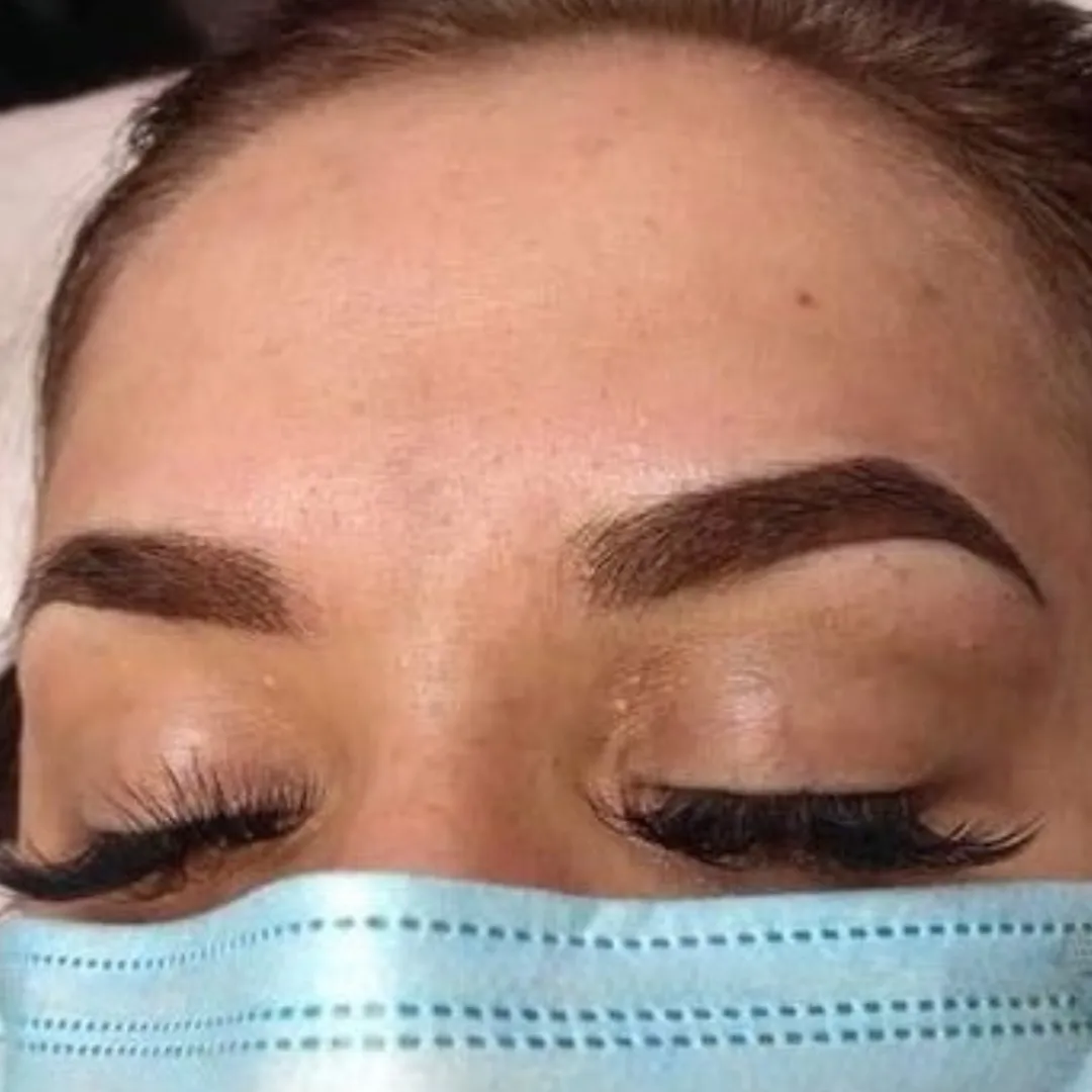 Microbladed brows immediately after the procedure